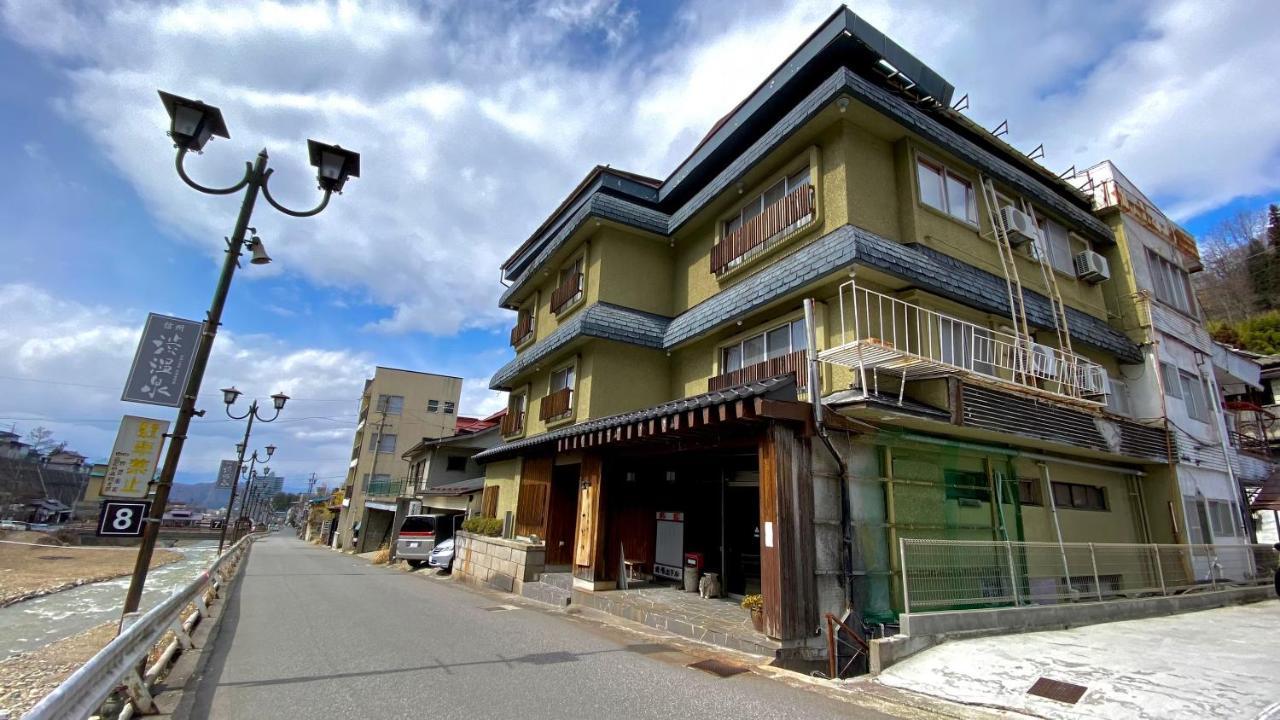 Hotel Shibu Onsen Kadoya à Yamanouchi  Extérieur photo