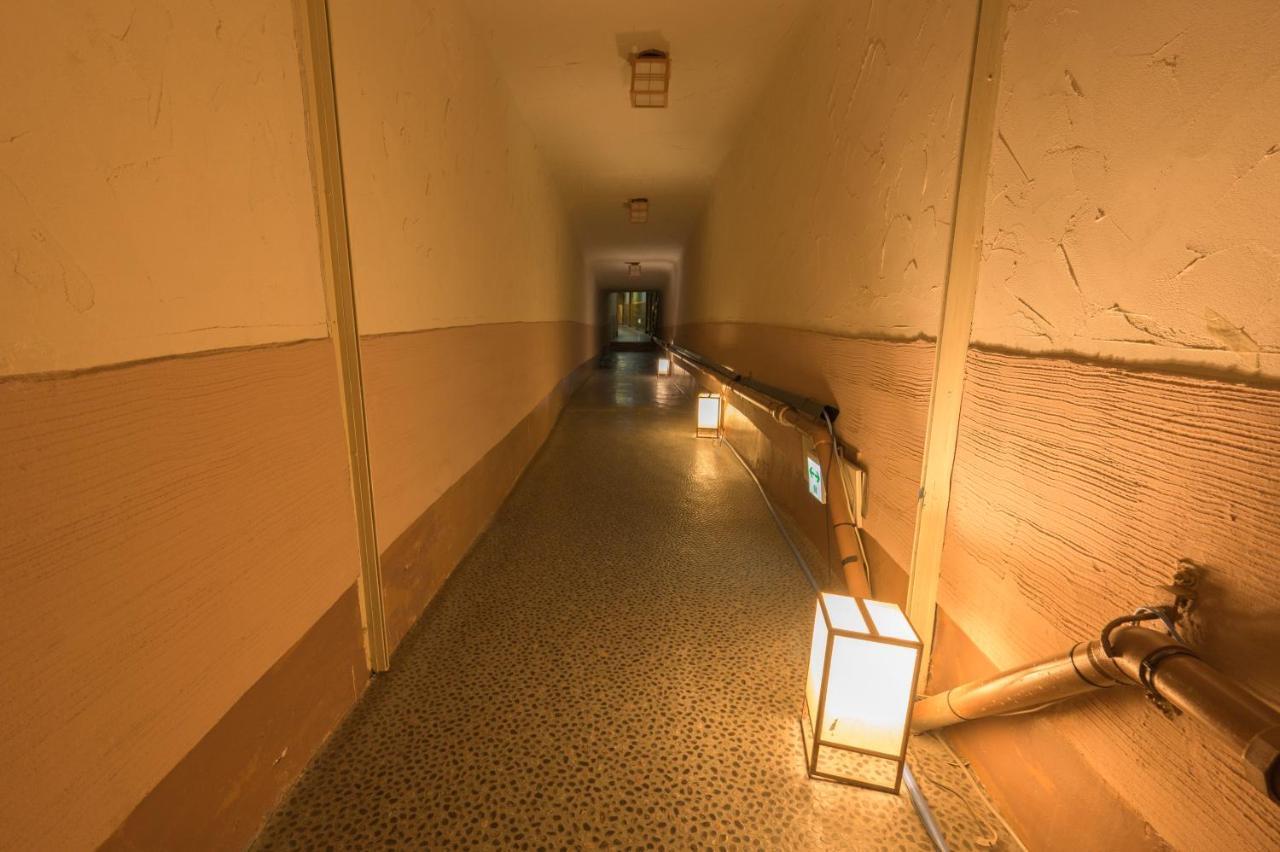 Hotel Shibu Onsen Kadoya à Yamanouchi  Extérieur photo