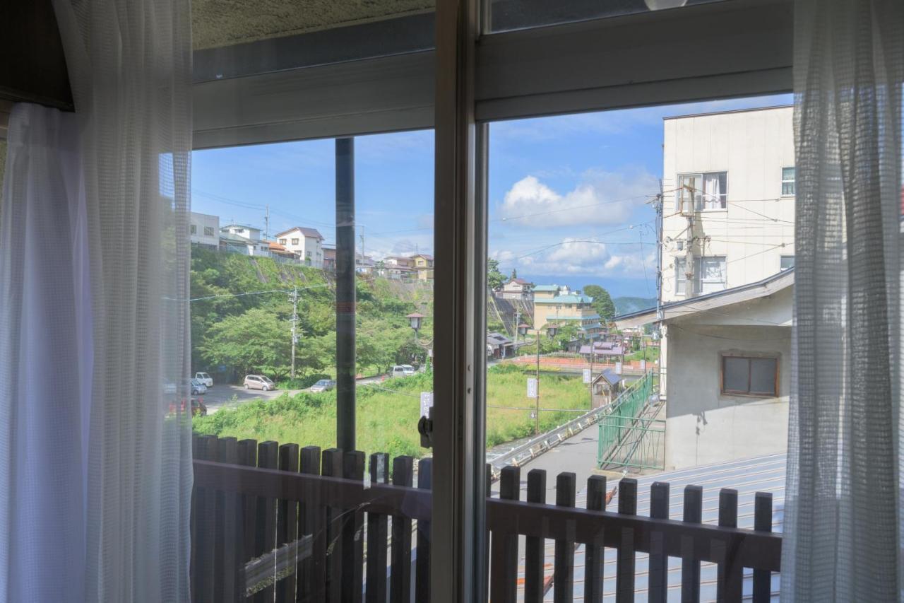 Hotel Shibu Onsen Kadoya à Yamanouchi  Extérieur photo
