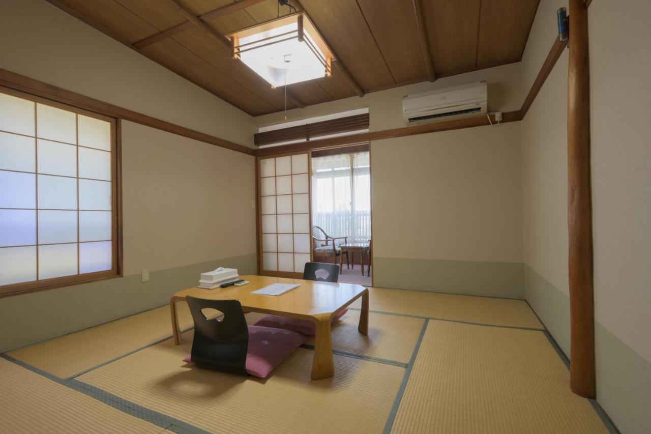 Hotel Shibu Onsen Kadoya à Yamanouchi  Extérieur photo