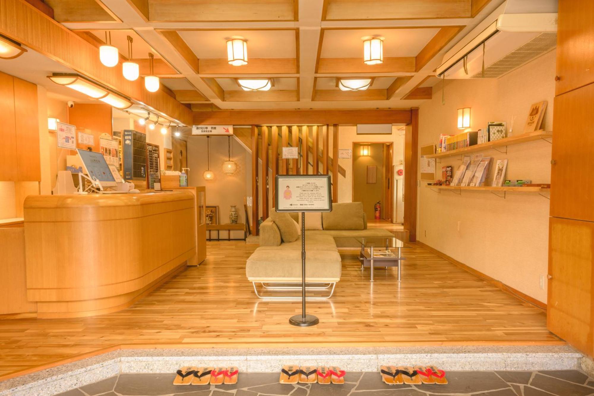 Hotel Shibu Onsen Kadoya à Yamanouchi  Extérieur photo